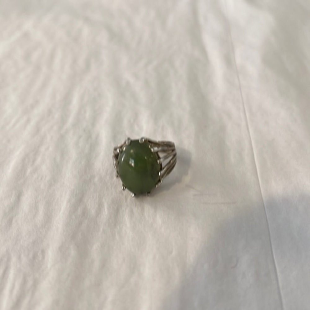 Vintage silver and stone ring